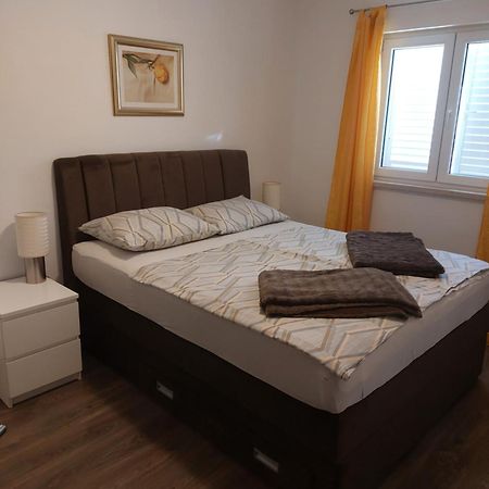 Mihaela Apartment มลินี ภายนอก รูปภาพ