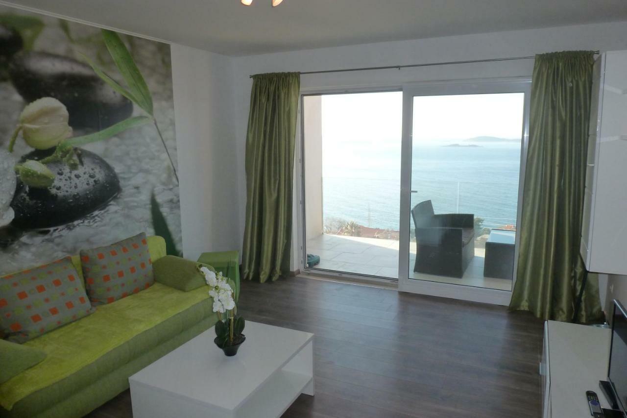 Mihaela Apartment มลินี ภายนอก รูปภาพ