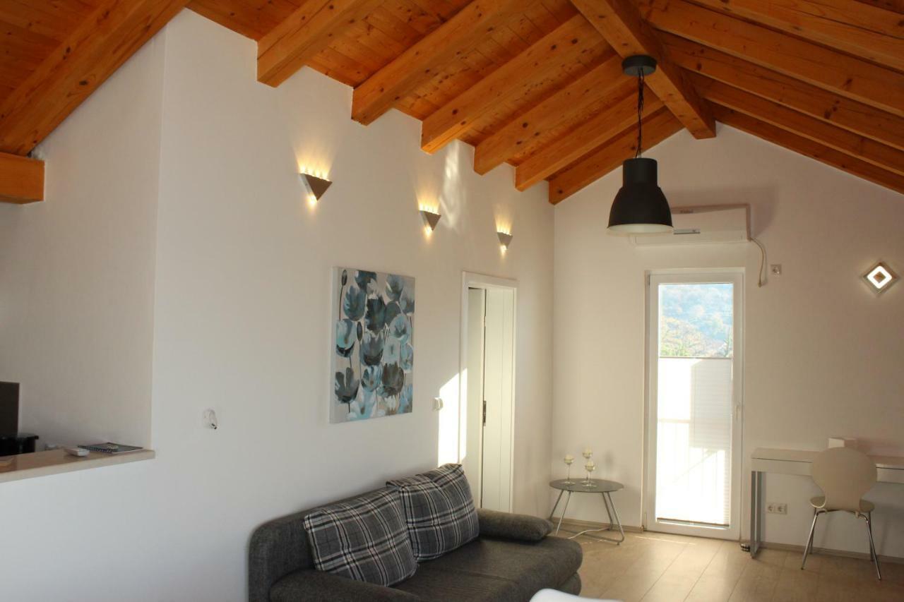 Mihaela Apartment มลินี ภายนอก รูปภาพ