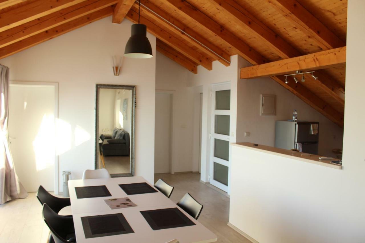 Mihaela Apartment มลินี ภายนอก รูปภาพ