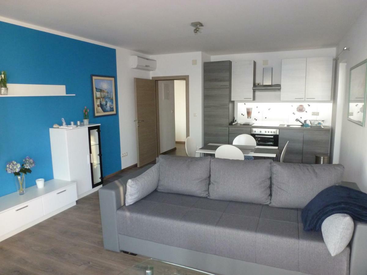 Mihaela Apartment มลินี ภายนอก รูปภาพ