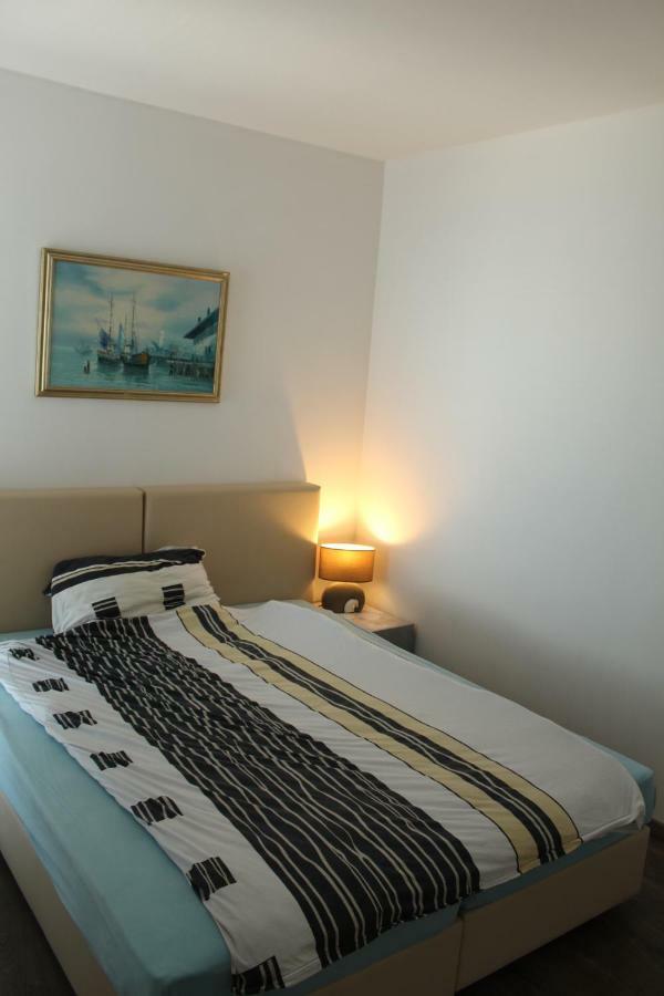 Mihaela Apartment มลินี ภายนอก รูปภาพ
